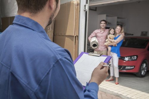 Van moving service for flats, houses, and offices in Woodford Green