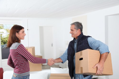 Flexible van moving service for residential and business needs