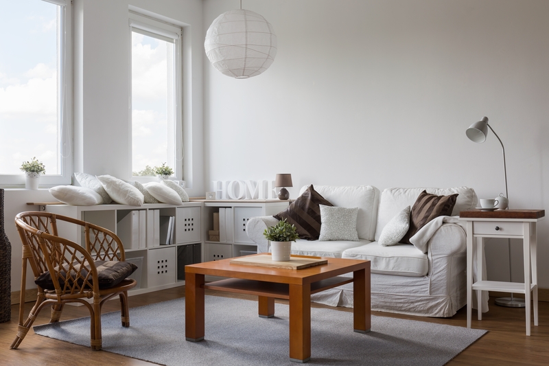 Careful transport of household items during a Woodford Green move